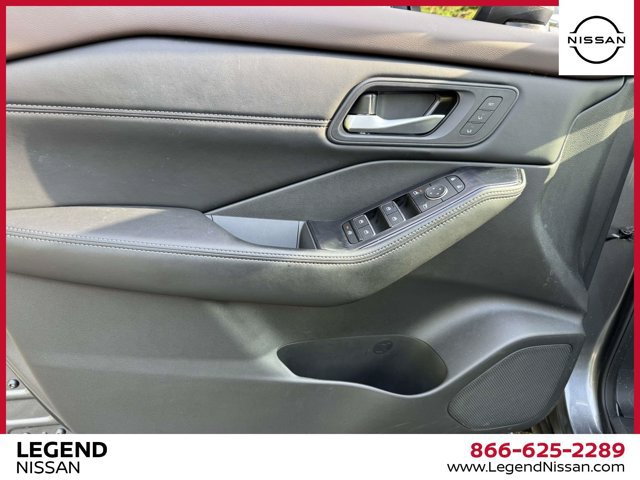 Certified 2023 Nissan Rogue SL AWD/4WD image 17