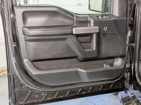 Used 2019 Ford F150 XLT w/ Equipment Group 302A Luxury image 16