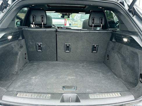 Used 2024 Cadillac XT4 Sport image 16