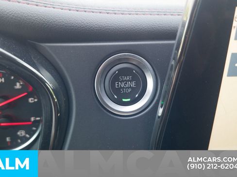 Used 2025 Chevrolet Blazer RS FWD image 31