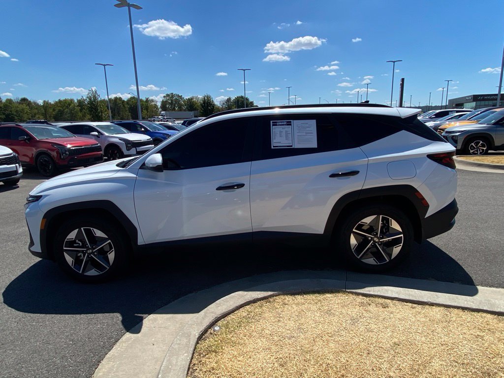 Used 2025 Hyundai Tucson SEL FWD image 5