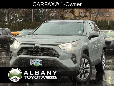 Used 2023 Toyota RAV4 XLE Premium image 1