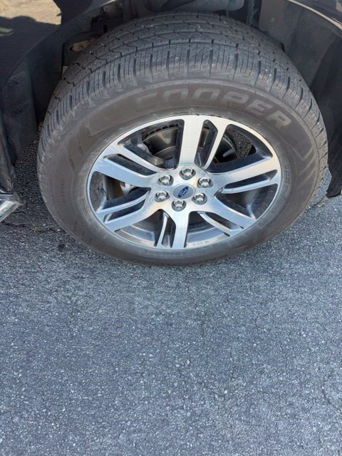 Used 2022 Ford Expedition Limited AWD/4WD image 13