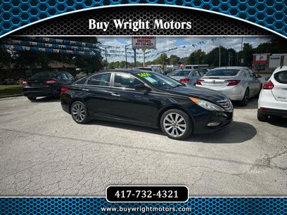 Used 2012 Hyundai Sonata SE w/ Navigation & Sunroof Pkg