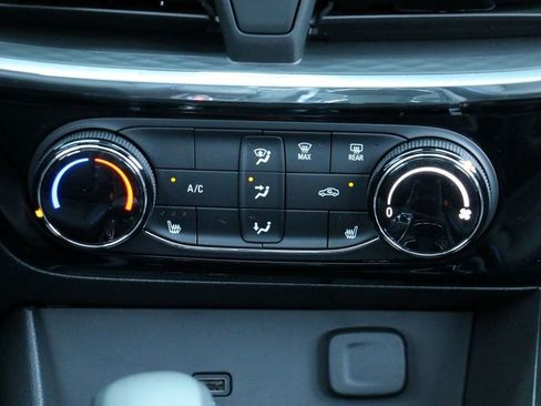 Used 2026 Buick Encore GX Sport Touring w/ Advanced Technology Package AWD/4WD image 28