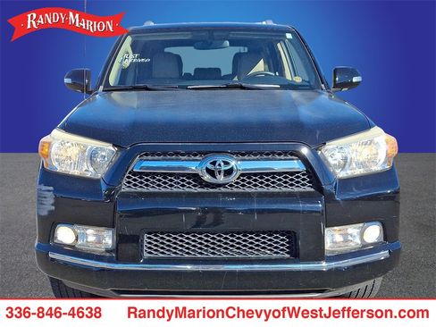 Used 2013 Toyota 4Runner SR5 image 2