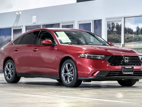 Used 2023 Honda Accord EX image 6