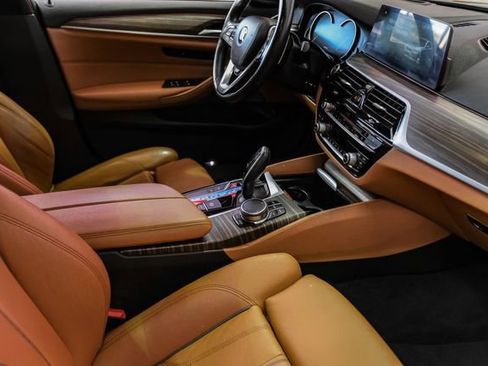 Used 2018 BMW 540i image 25