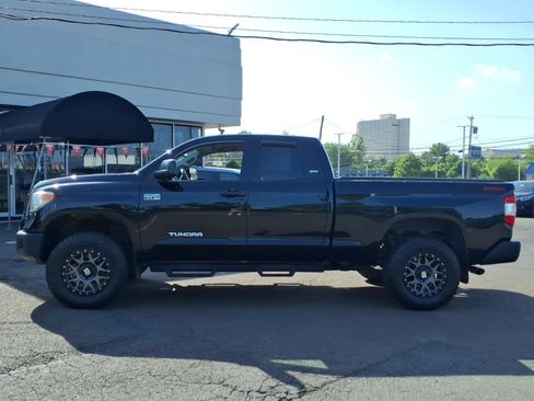 Used 2015 Toyota Tundra SR5 w/ TRD Off Road Package AWD/4WD image 7
