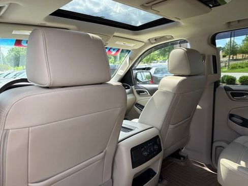 Used 2017 GMC Yukon Denali w/ Open Road Package RWD image 32