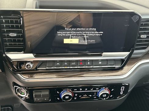 New 2026 GMC Sierra 1500 Elevation image 23