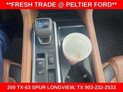 Used 2024 Nissan Pathfinder Platinum FWD image 24