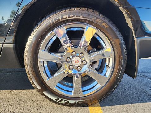 Used 2010 Cadillac SRX Premium image 16