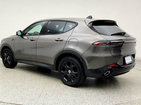 Used 2024 Dodge Hornet R/T w/ Tech Pack w/o Parking image 7