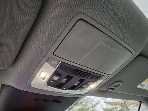 Certified 2026 Acura MDX w/Technology Package image 17