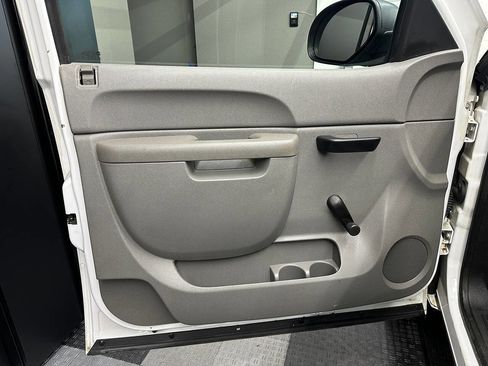 Used 2013 Chevrolet Silverado 1500 W/T image 13