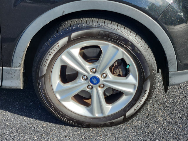 Used 2014 Ford Escape SE w/ Equipment Group 201A AWD/4WD image 8