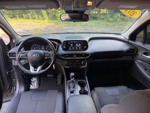 Used 2019 Hyundai Santa Fe SE FWD image 22