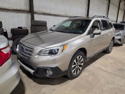 Used 2015 Subaru Outback 2.5i Limited AWD/4WD image 1