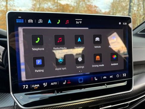 Used 2025 Volkswagen Golf R Black Edition image 29