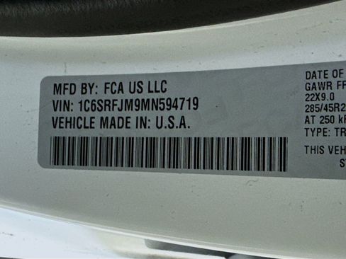 Used 2021 RAM 1500 Laramie image 29