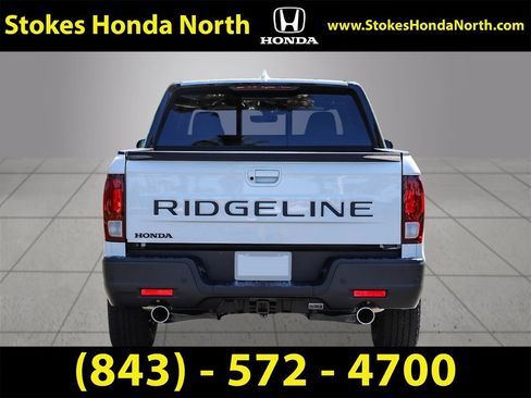 New 2026 Honda Ridgeline Black Edition image 4