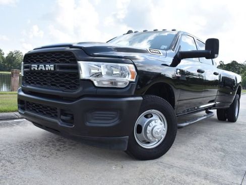 Used 2020 RAM 3500 Tradesman RWD image 5