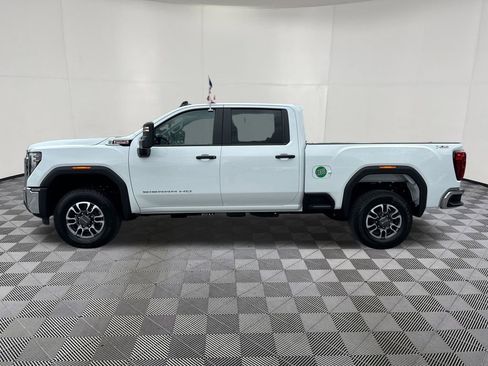 New 2026 GMC Sierra 3500 Pro AWD/4WD image 2