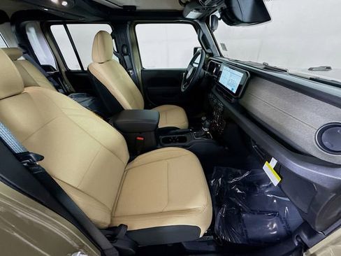 New 2026 Jeep Gladiator Sport image 24