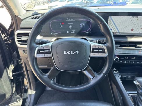 Used 2024 Kia Telluride S FWD image 22