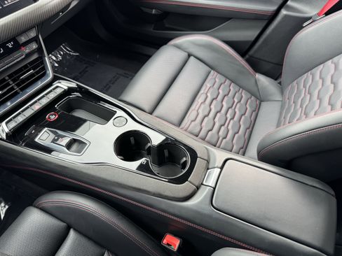 Used 2022 Audi RS e-tron GT w/ Year 1 Package image 29