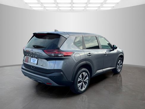 Used 2023 Nissan Rogue SV AWD/4WD image 4