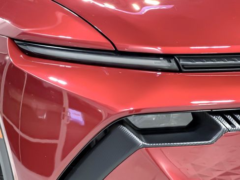 Used 2025 Chevrolet Equinox EV LT image 10