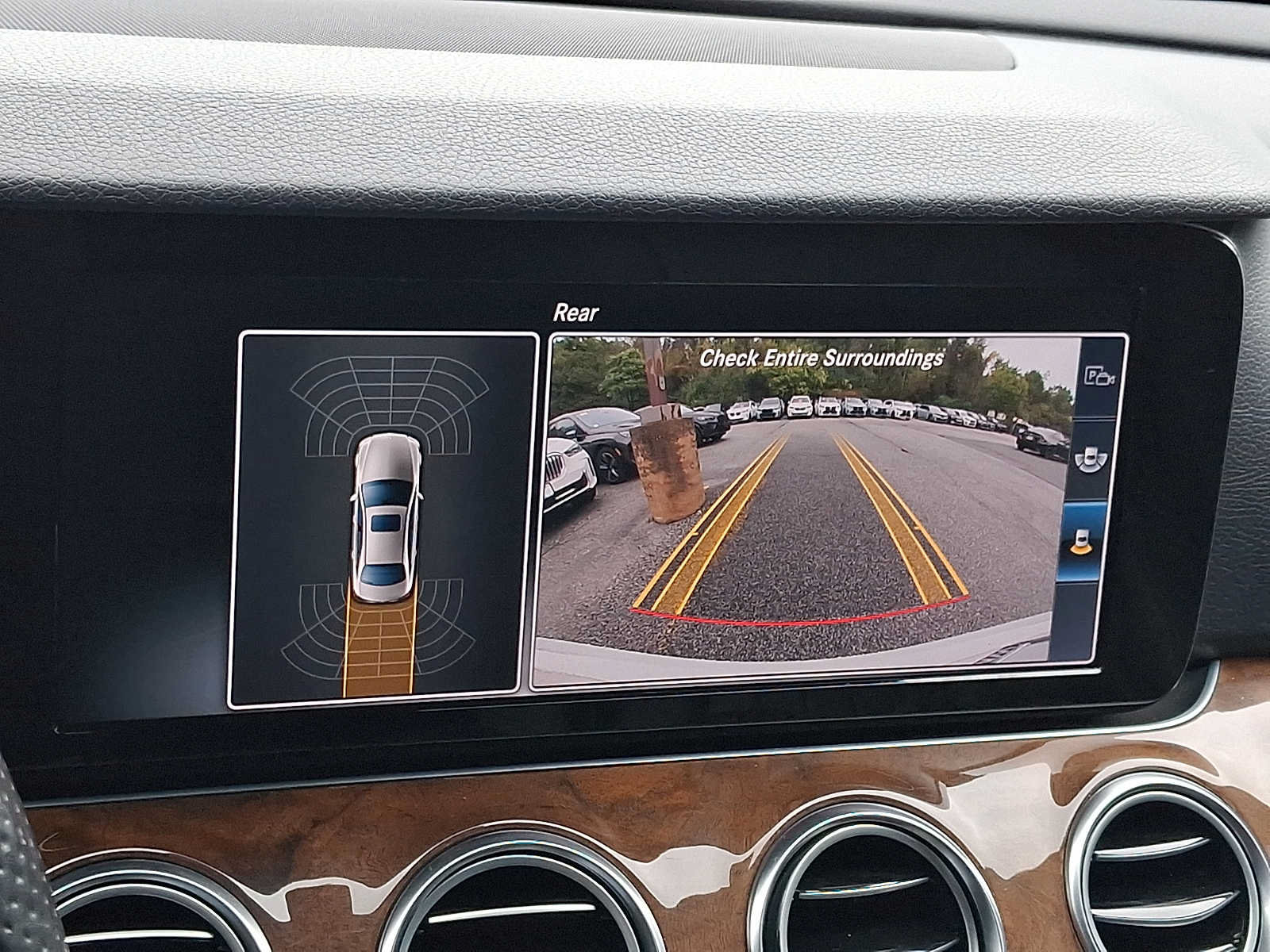 Used 2017 Mercedes-Benz E 300 4MATIC image 18