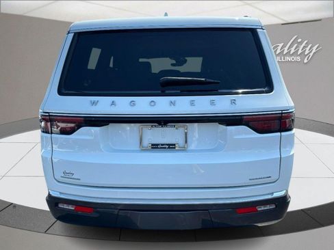 Used 2022 Jeep Wagoneer Series II AWD/4WD image 5