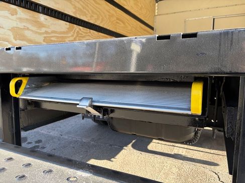 New 2026 Ford E-450 and Econoline 450 Super Duty w/ Driver's Safety Package RWD image 32