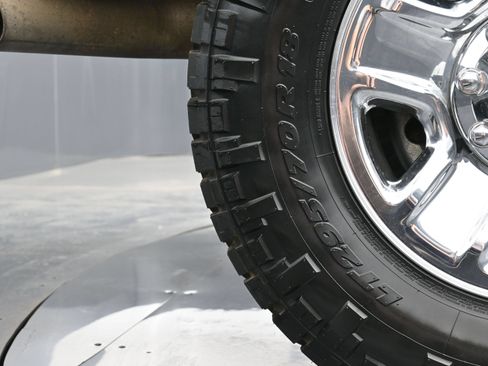 Used 2018 RAM 2500 Tradesman w/ Chrome Appearance Group AWD/4WD image 40