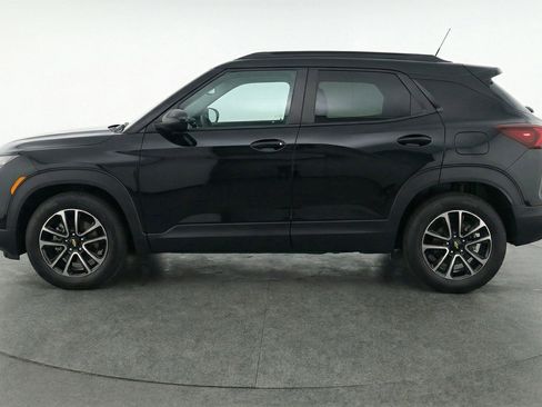 Used 2025 Chevrolet TrailBlazer LT FWD image 5