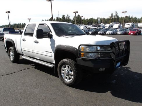 Used 2013 Chevrolet Silverado 2500 LT AWD/4WD image 7
