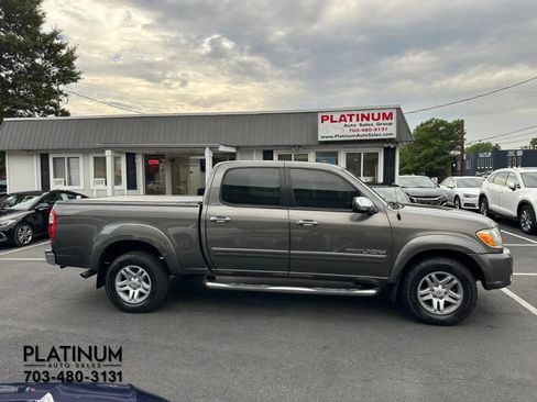 Used 2006 Toyota Tundra SR5 RWD image 2