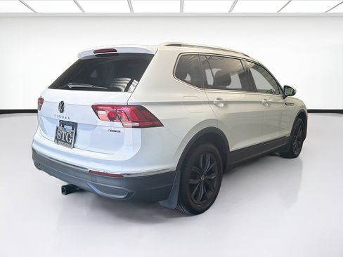 Used 2024 Volkswagen Tiguan Wolfsburg Edition AWD/4WD image 4