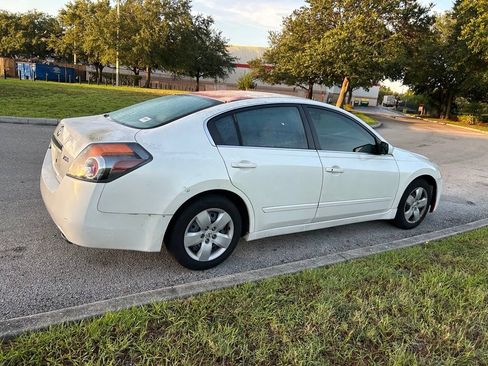 Used 2007 Nissan Altima 2.5 S w/ Convenience Pkg FWD image 6