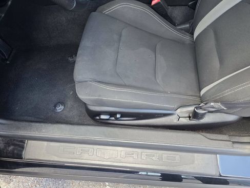 Used 2019 Chevrolet Camaro SS RWD image 17