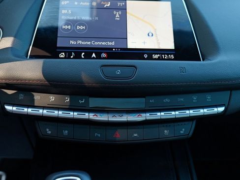 Used 2019 Cadillac XT4 Sport image 16