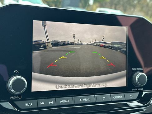 New 2025 Nissan Pathfinder SV w/ SV Premium Package image 24