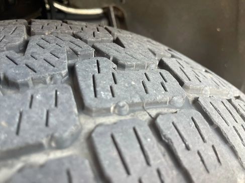 Used 2013 Ford F150 XLT w/ Luxury Equipment Group image 10