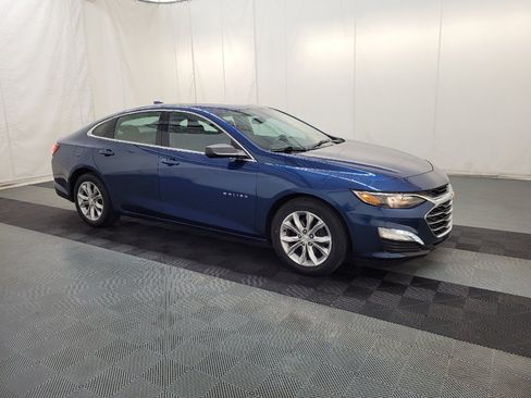 Used 2019 Chevrolet Malibu LT FWD image 11