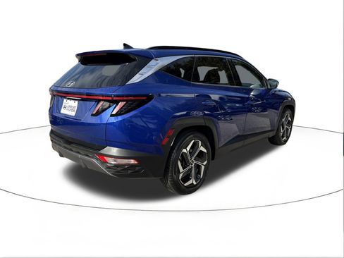 Certified 2022 Hyundai Tucson Limited image 3