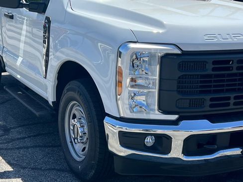 New 2026 Ford F250 XL w/ XL Chrome Package RWD image 14