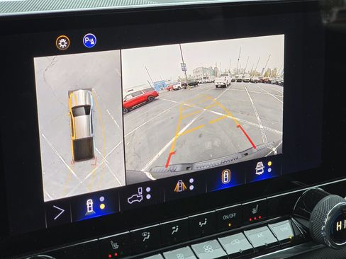 New 2025 Chevrolet Colorado Z71 w/ Midnight Edition image 4